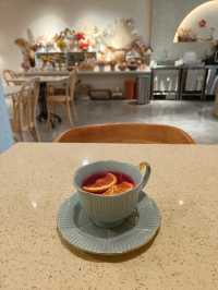 Cozy Café Vibes & Floral Magic