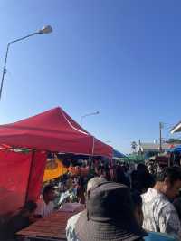 ตลาดนัดไทยลาวธาตุพนม