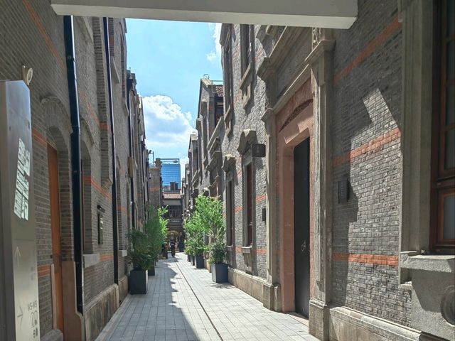 Shanghai City Walk:Zhang Yuan