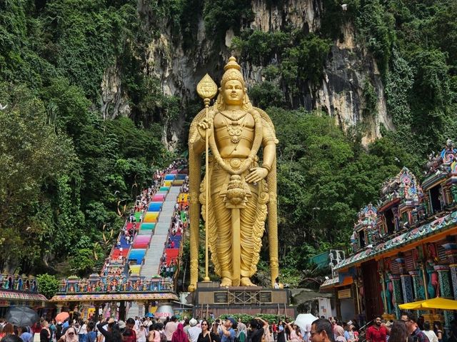 The magnificient Batu Caves Temple in Malaysia