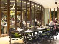 ห้องอาหารในโรงแรมหรู