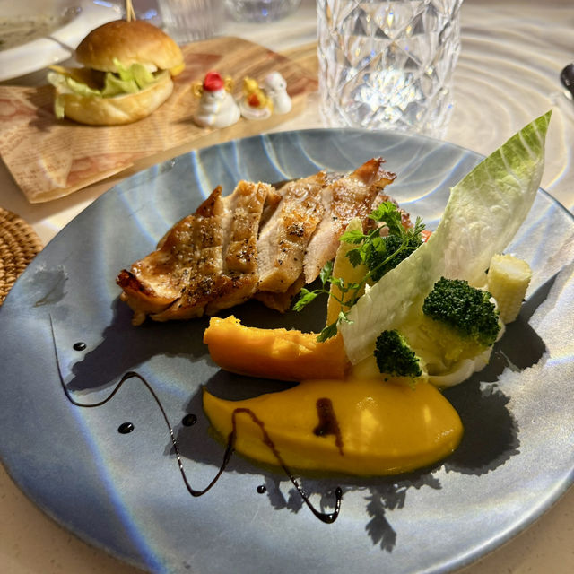 高雄和逸酒店30樓（IF You)若如餐酒館.景觀美食餐廳.值得推薦大家