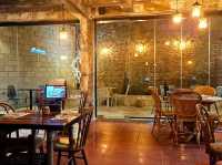 A nice woodfire pizzeria in town, Dochi Pizza