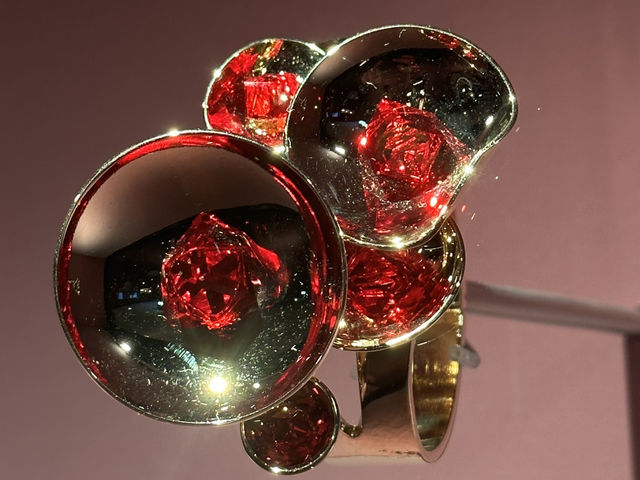 A Sparkling Escape: A Day at Swarovski Crystal Worlds