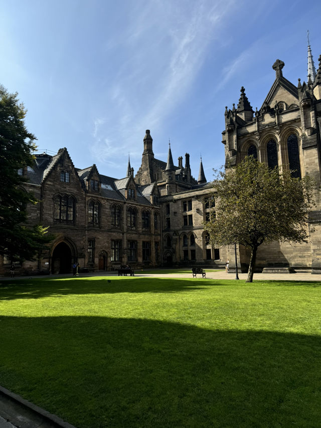 A Walk Through History: Exploring the Majestic University of Glasgow