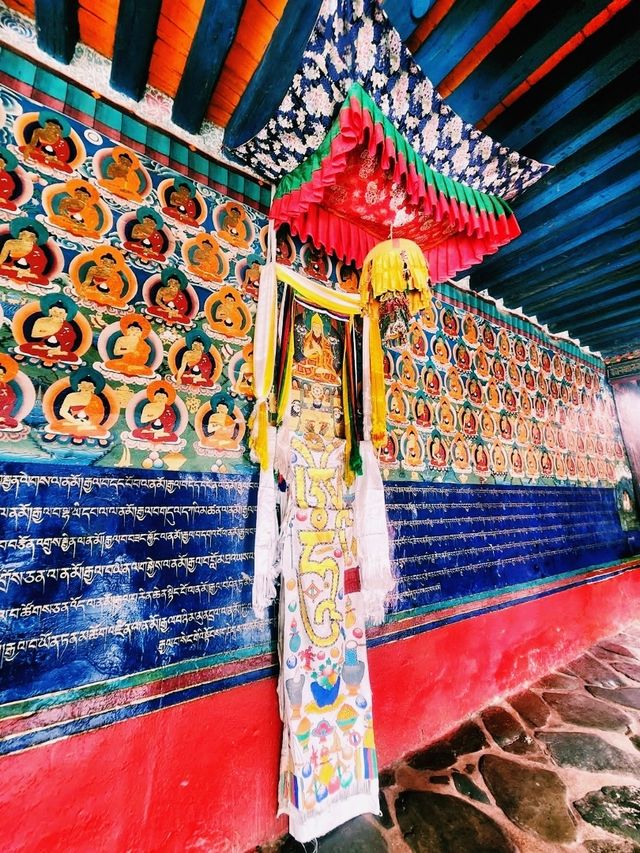 Journey to Tashi Lhunpo: A Spiritual Encounter in Tibet