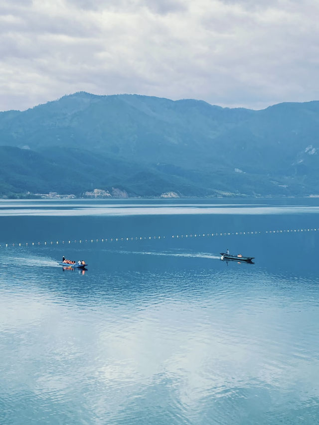 Lugu Lake | Best Seasons Recommended by Locals 🌿🌊