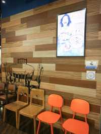 ร้านอาหารสีฟ้า เมเจอร์รัชโยธิน