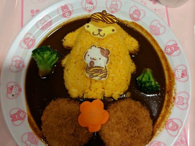 【東京/多摩】駅からピューロランドまで続くサンリオの世界！