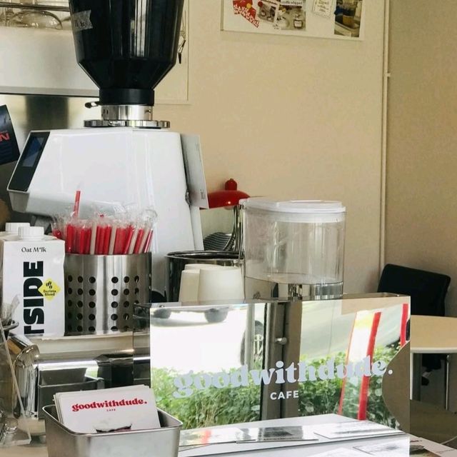 ร้าน goodwithdude cafe