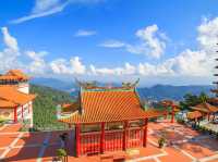 “The Heavenly Gateway: Chin Swee Temple Above the Clouds”