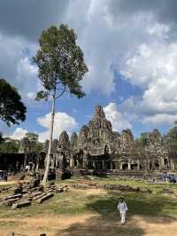 🇰🇭 Bayon: A Temple of Frescos