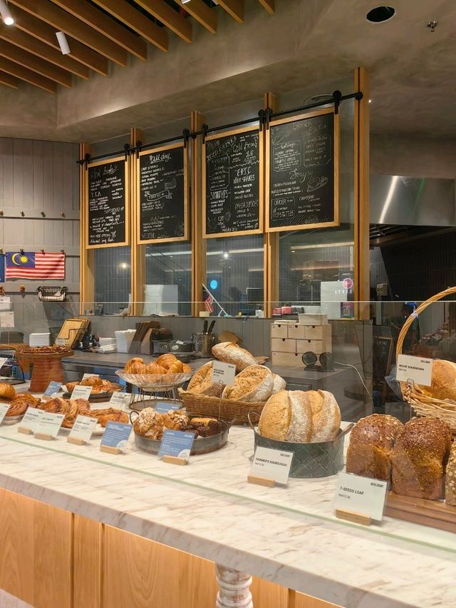 Huckleberry at Pavilion Bukit Jalil, Nice Spot for Sourdough and More