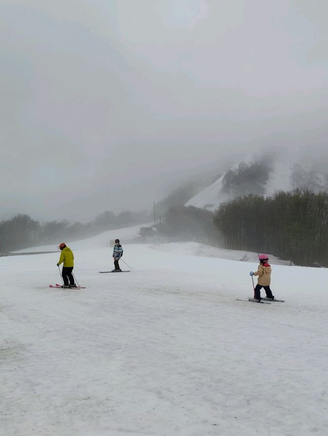 spring trip to Japan - Gala Yuzawa awesome skii resort and village