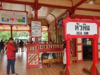 สถานีรถไฟหัวหิน เป็นหนึ่งในสถานีรถไฟที่สวยที่สุดใน
