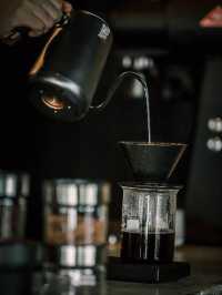 Alio Slow Bar Relationship - คาเฟ่สโลว์บาร์