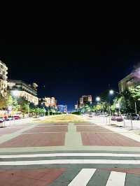 Dataran Wawasan: Serene Stroll Through Putrajaya’s Modern Majesty 