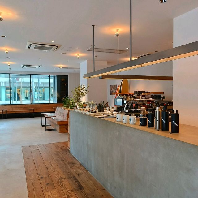 時裝店內的時尚咖啡店 Saturday NYC神戶店 🙌🏾🙌🏾