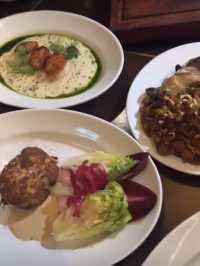ร้านหรู เมนูพรีเมียม ที่ Penthouse Bar+Grill
