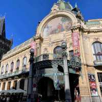 布拉格 |  Kavárna Obecní dům 充滿古典氣質的市政廳咖啡館