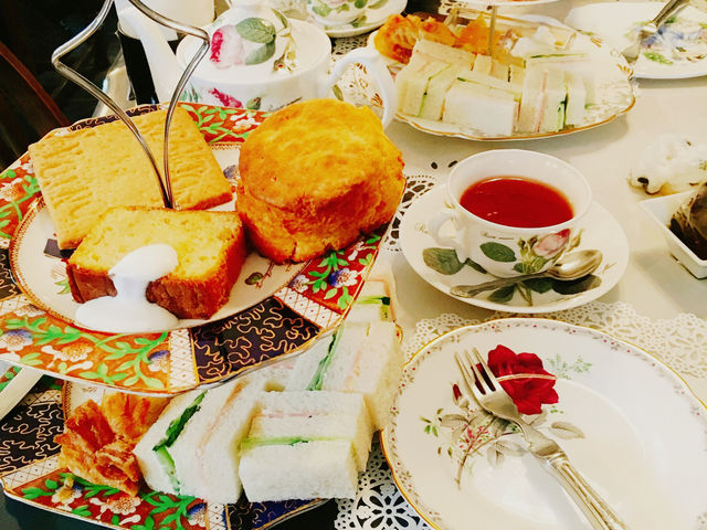 【京都・亀岡】  ここは京都？まるで英国の田舎町🇬🇧☕️ イギリス村 Pont-Oakで、異国時間をひと休み