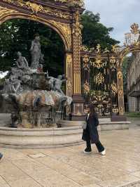 Glowing in Gold - the Golden Jewel Gates