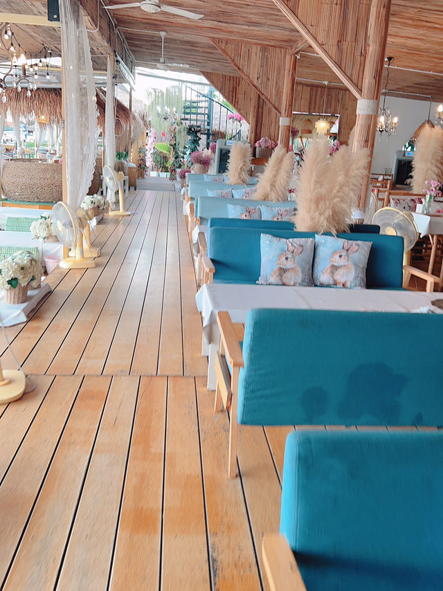คาเฟ่น่านั่งนครชัยศรี 