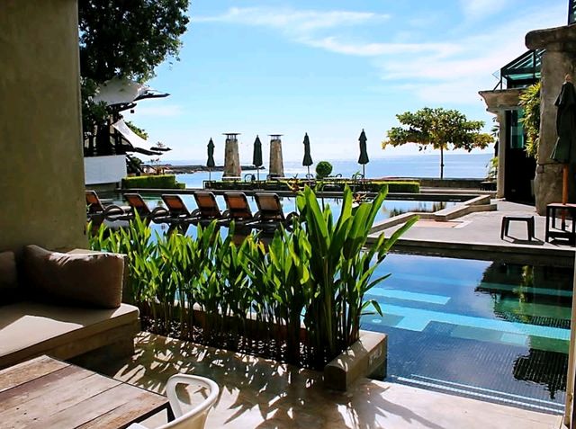 Pattaya Modus Beachfront Resort ติดหาดวงศ์อมาตย์ 