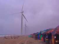 Rise to a new day : The Bangui windmills