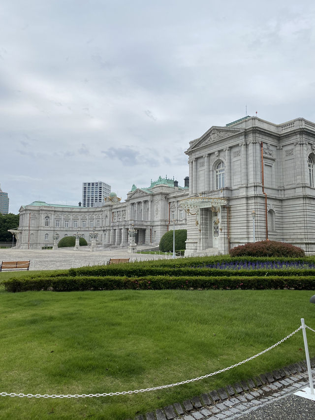 【東京都🇯🇵 迎賓館赤坂離宮】華やかな外交活動の場☺️国宝にもなってます。