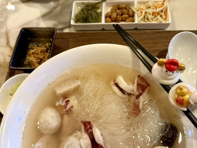 高雄漢來飯店的大堂鋼琴酒吧.午餐.下午茶美食美味料理.值得推薦大家