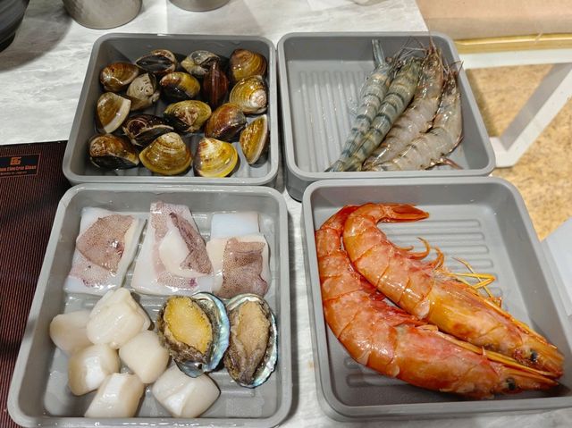 拼什鍋和牛烤串火鍋放題中壢威尼斯店