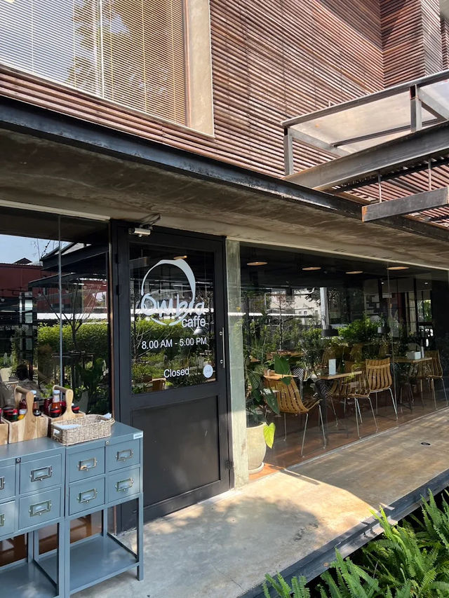 🥐Ombra Caffe Nimman – คาเฟ่สไตล์ยุโรปกลางนิมมมาน