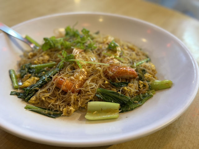 Local Vibes and Salty Bites at Zhong Tai Seafood Restaurant, Melaka