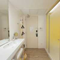 A Vibrant Stay with Contemporary Comfort
