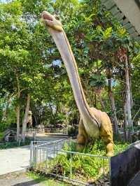 Discover Dinosaur Adventures at Muar's Donhu Jurassic Garden!