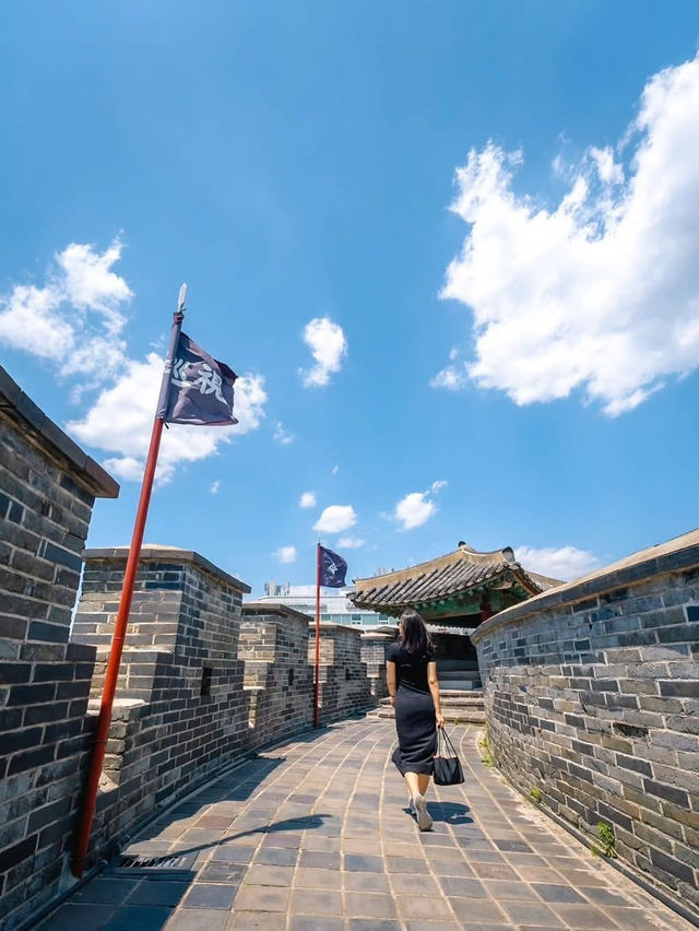Hwaseong Fortress 