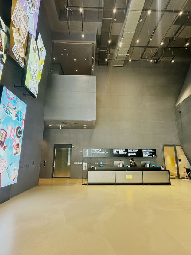 Photo SeMA: Seoul’s New Lens on Art