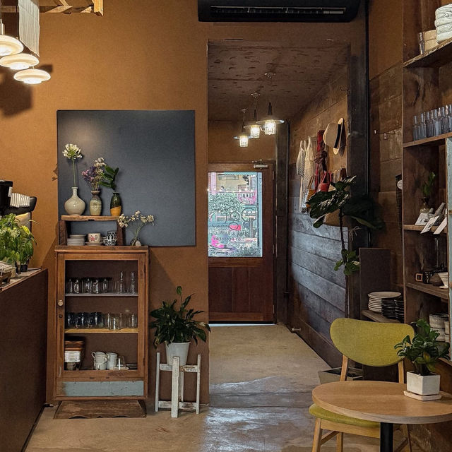Ogi Bake & Bar • Ang Sila, Chonburi 