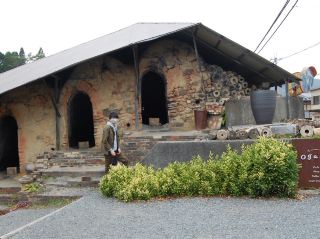 [Shiga🇯🇵] Visit a cafe and gallery with a climbing kiln in Shigaraki