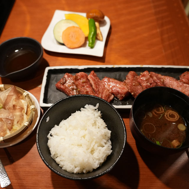 飛騨牛一頭家 馬喰一代 岐阜神田｜炭火焼きランチで贅沢！🥩