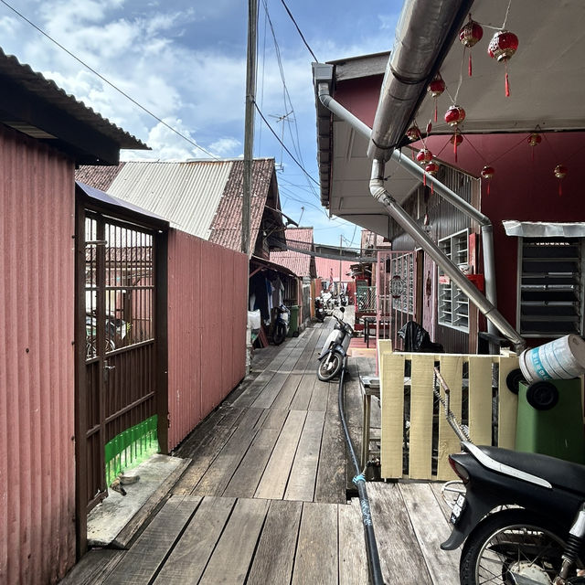 🌊 Solo Adventure: Chew Jetty – Penang’s Iconic Waterfront Village