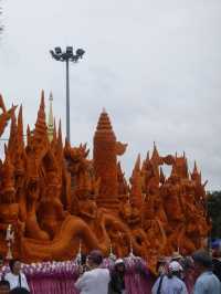แห่เทียนเข้าพรรษา | อุบลราชธานี