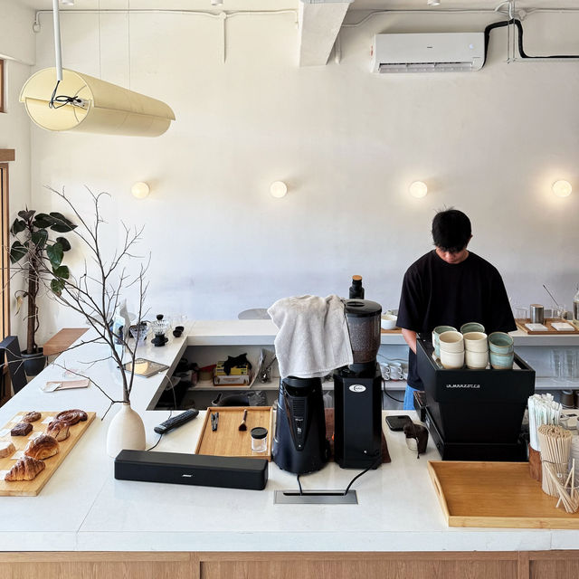Noto Cafe & Bakery