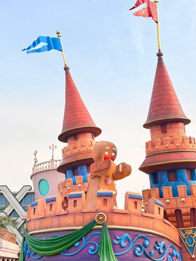 “Parade of Wonders: Where Minions, Dragons & Heroes Come to Life!