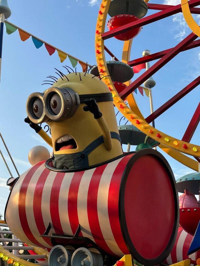 Cartoon Dreams on Parade: A Whirlwind of Color at Universal Beijing