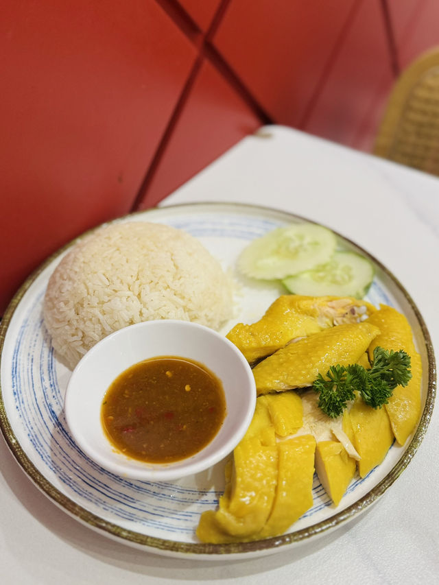 泰茶都開咗cafe?😮有齊小食到甜品😋