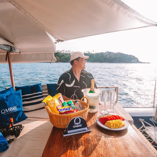 ล่องเรือยอร์ชปาร์ตี้เที่ยวหาดที่สวยอันดับ 2 ของโลก ล่องเรือยอร์ชปาร์ตี้เที่ยวหาดที่สวยอันดับ 2 ของโลก