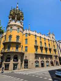 Vibrant Streets and Artistic Wonders in Barcelona