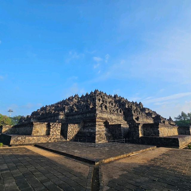 โบโรบูดูร์ Candi Borobudur 